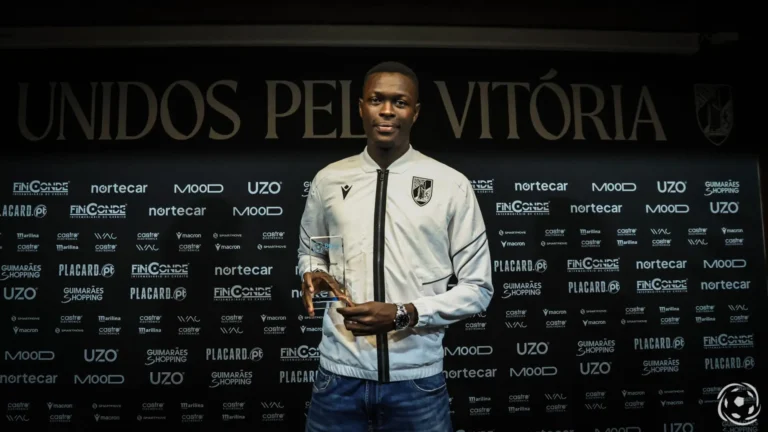 Alioune-Ndoye-Vitoria-SC-Premio.jpg