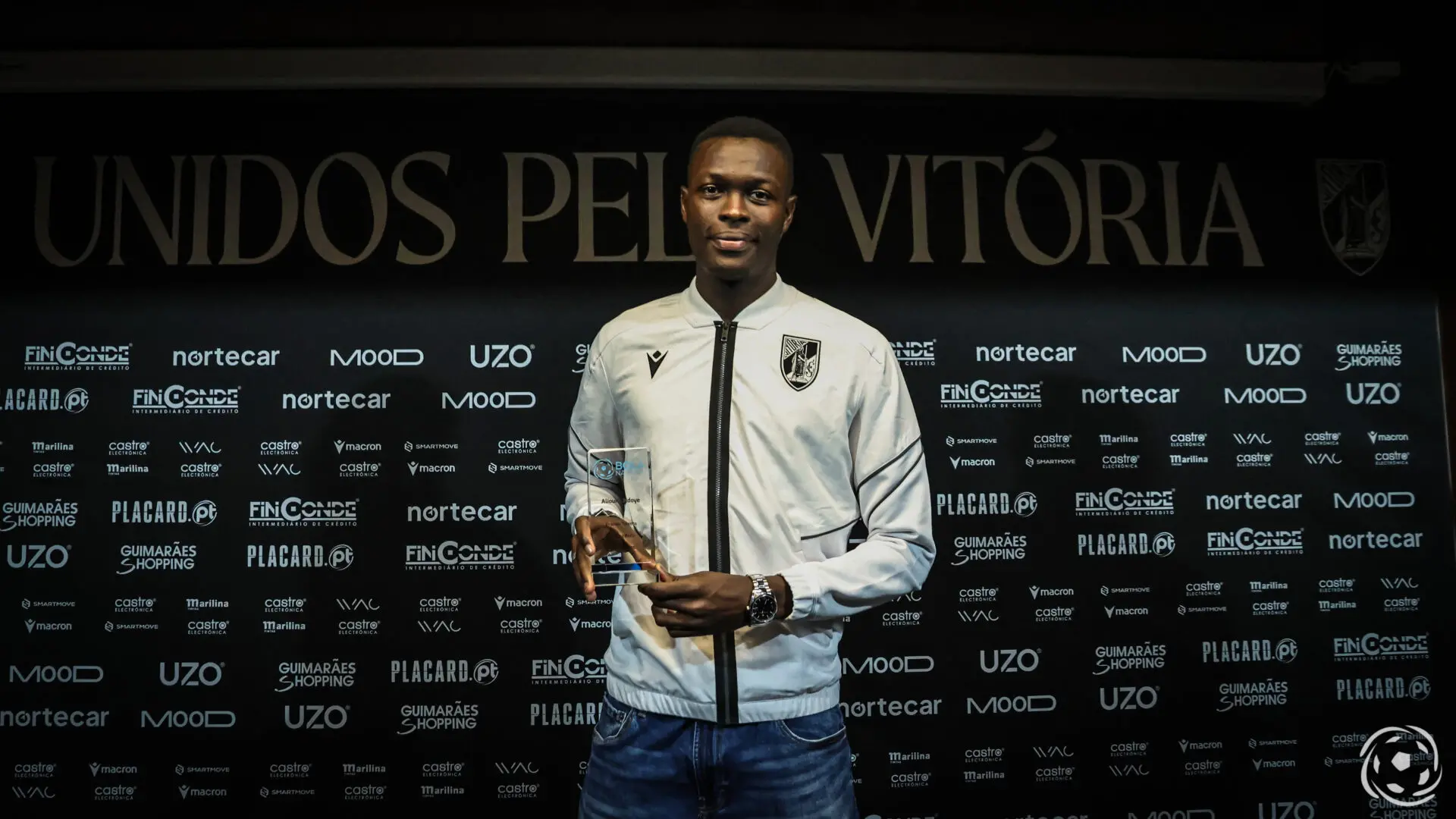Alioune-Ndoye-Vitoria-SC-Premio.jpg
