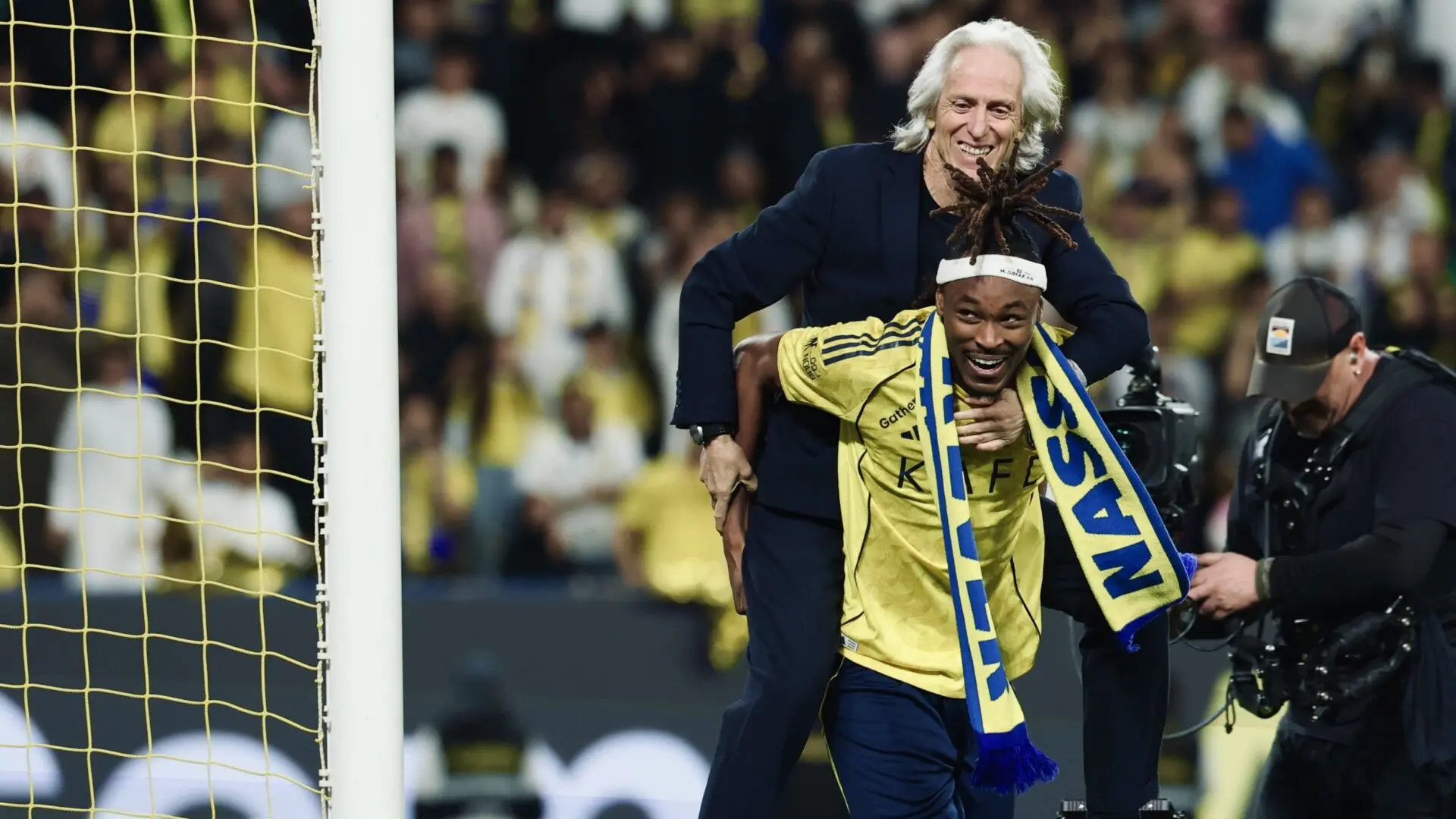 Mohamed-Simakan-Jorge-Jesus-Al-Nassr.jpg